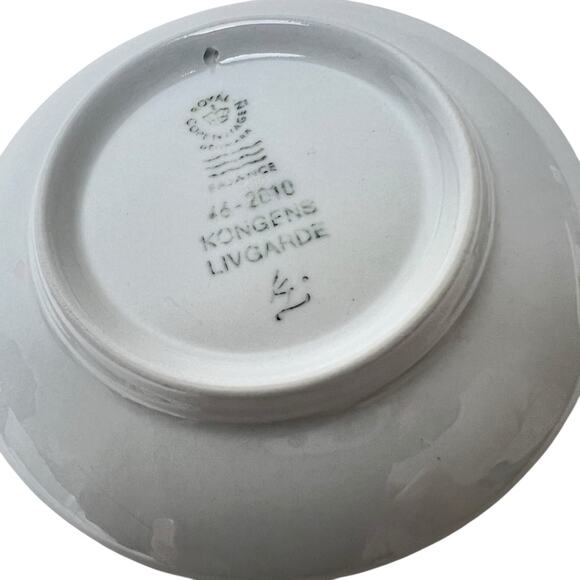 Porcelain Mini Plate Wall Art Royal Copenhagen Kongens Livgarde Blue 3.25 Inch - Picture 6 of 15